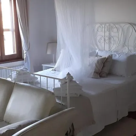 Bella Rosa Hotel *